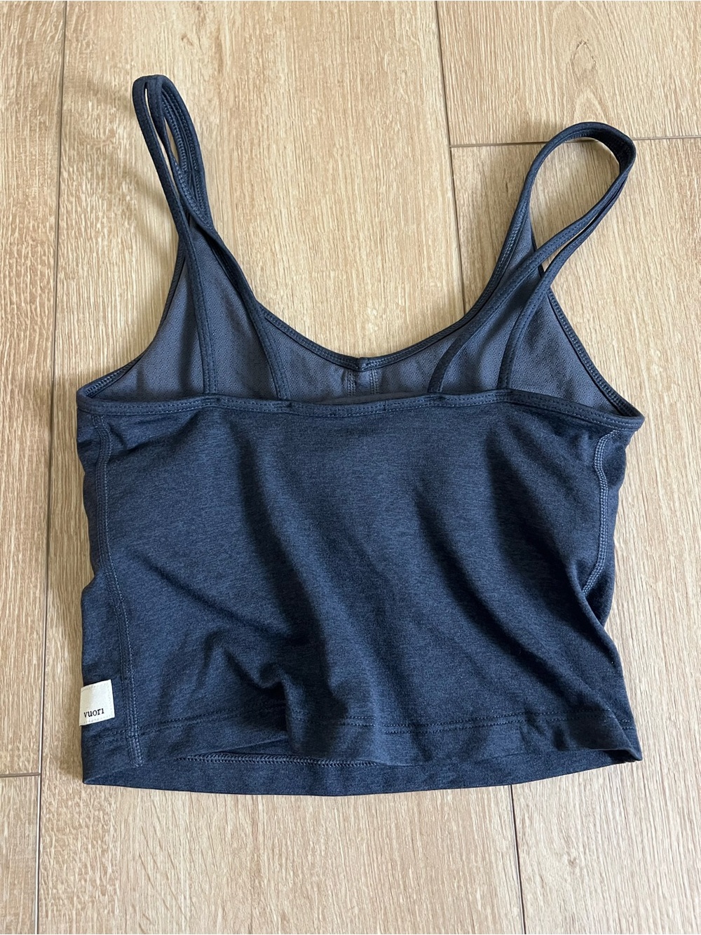 Vuori Halo Performance Navy Blue V-Neck Camisole Tank size S - Picture 3 of 3